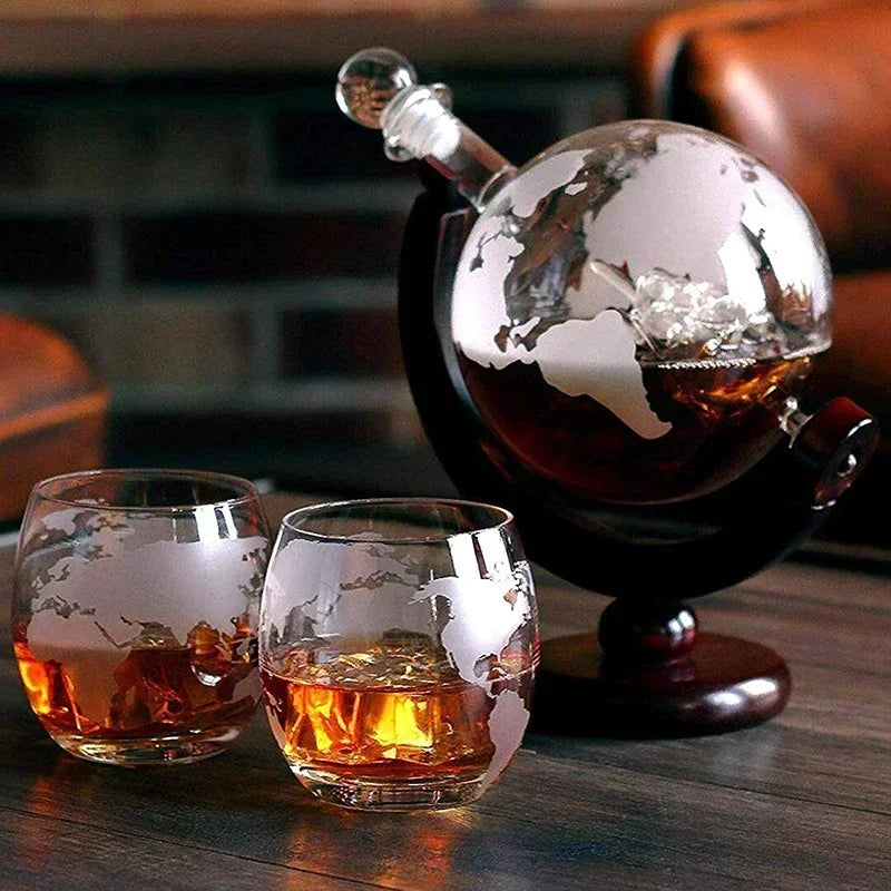 Globe Decanter Gift Set