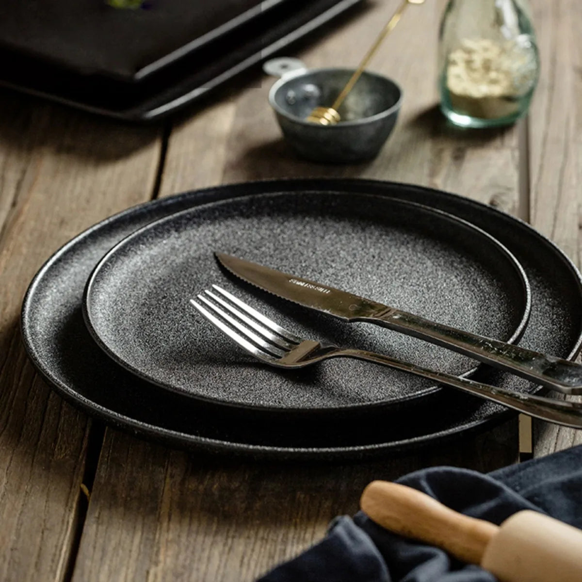 Black Japanese Dinnerware Set