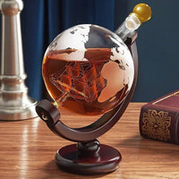Globe Decanter Gift Set