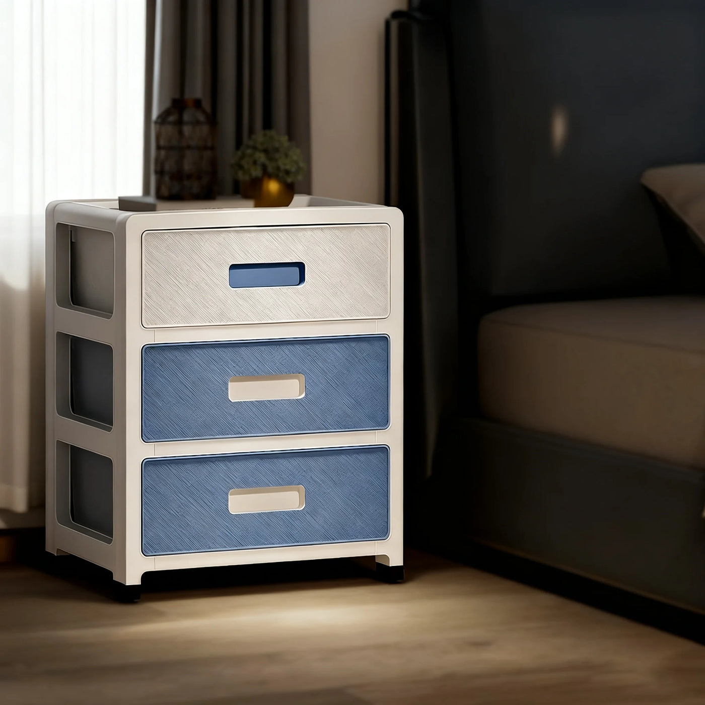 Modern Minimalist Style Bedside Table - a Portable Storage Rack That Saves Space, Equipped with 3 Drawers, Suitable for Bedrooms and Living Rooms. Simple Style, Suitable for Storing Clothes and Various Items in the Living Roo